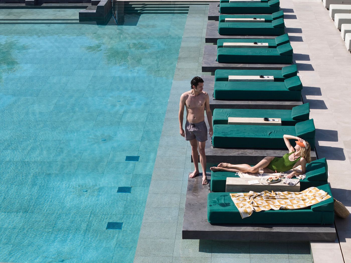 Paralos Kosta Alimia