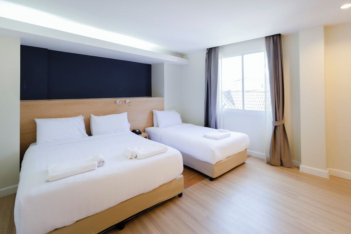 expedia-3162875-1