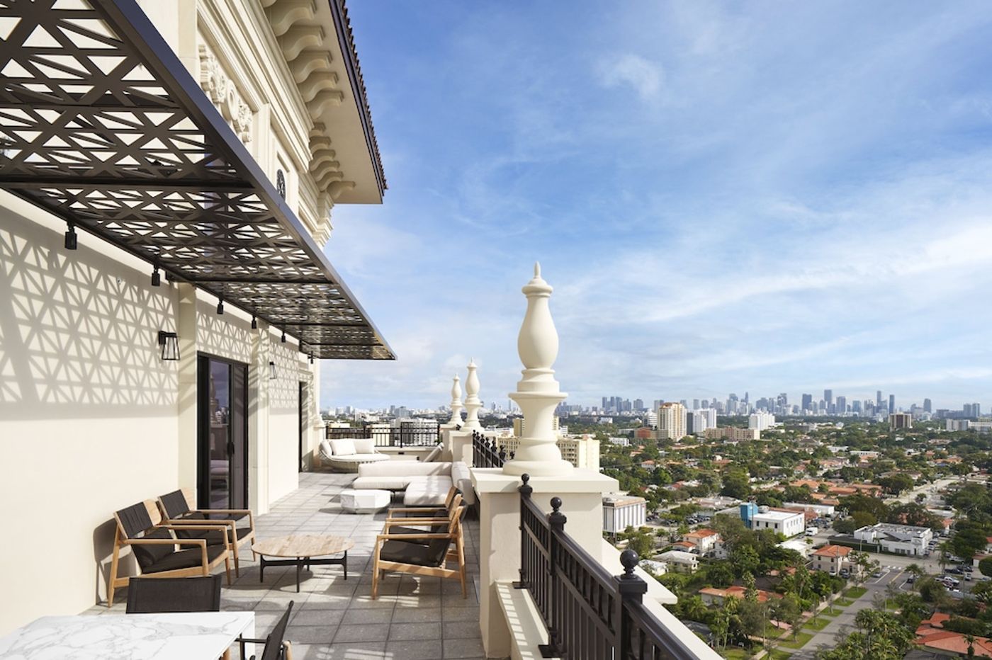 expedia-3159870-6