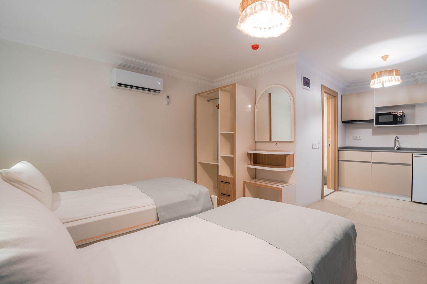 Victoria Princess Hotel (Adults Only 14+)