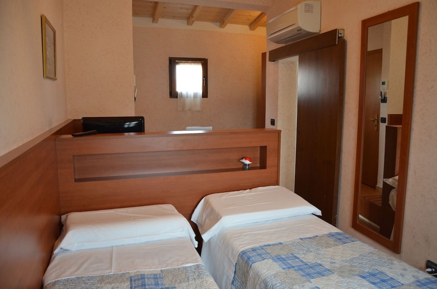 expedia-3160594-12