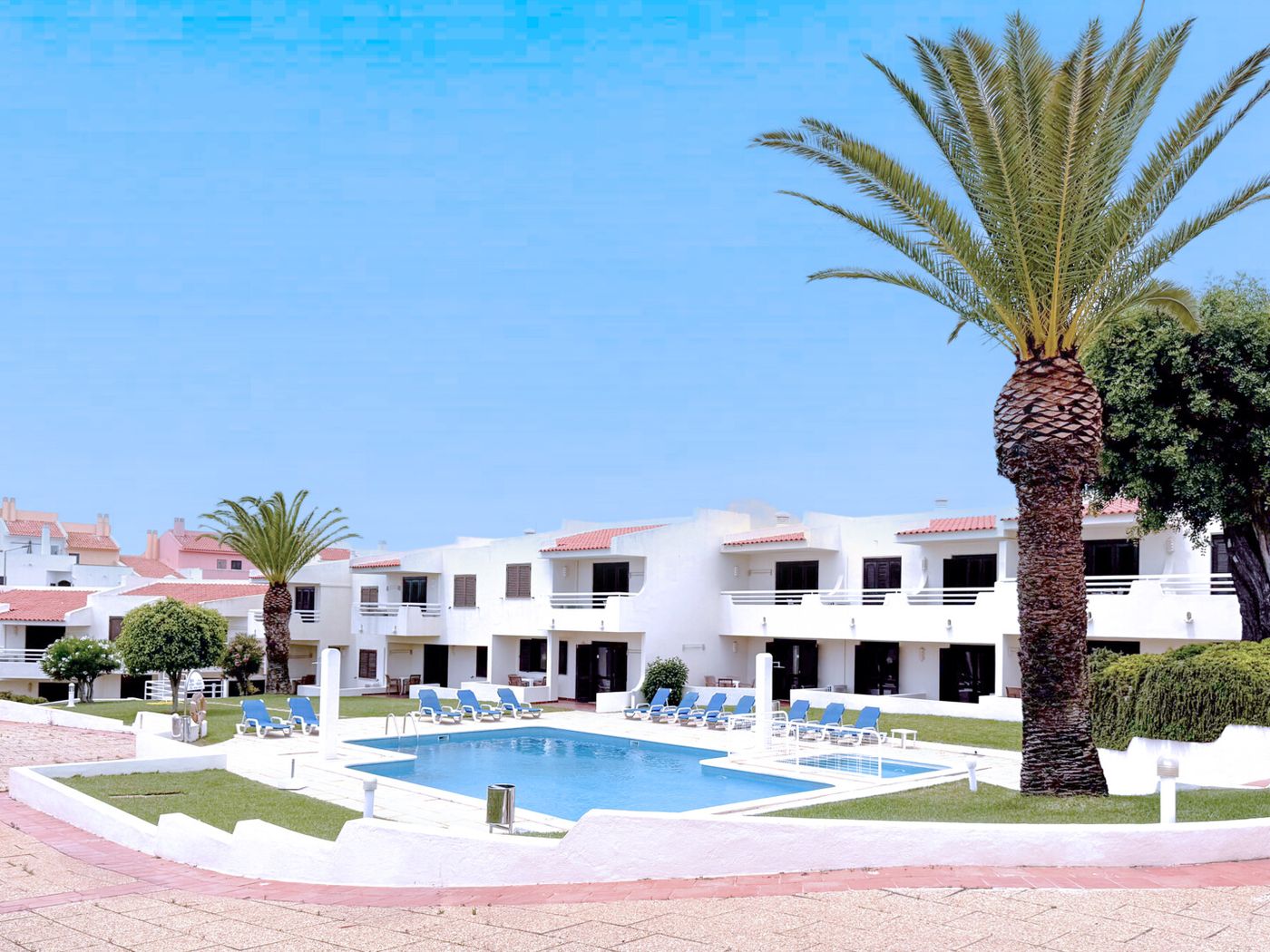 31.03.26 Aura Village