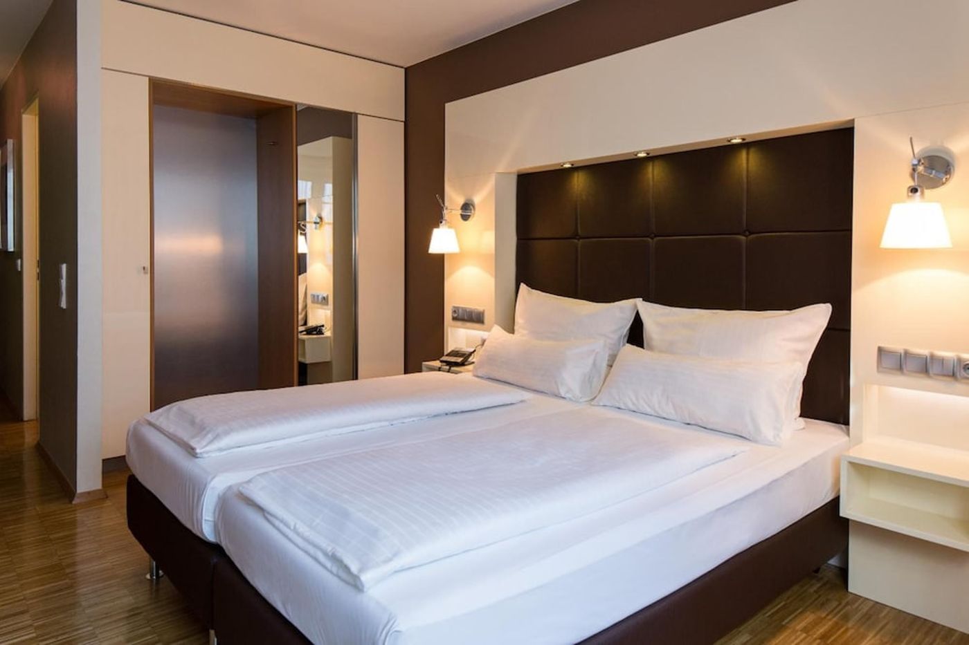 expedia-3158462-25