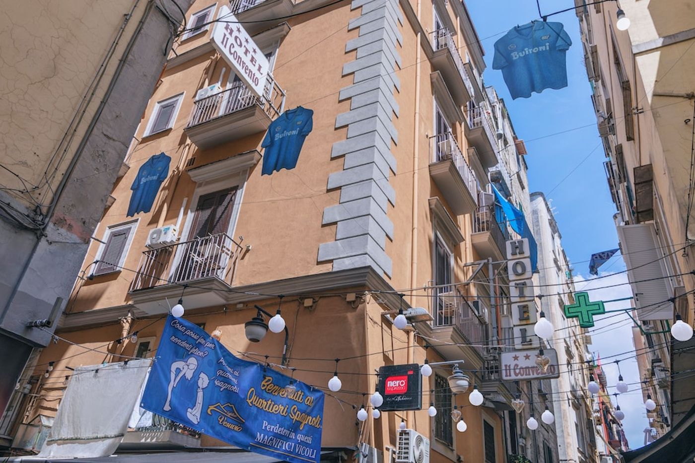 expedia-3163705-12
