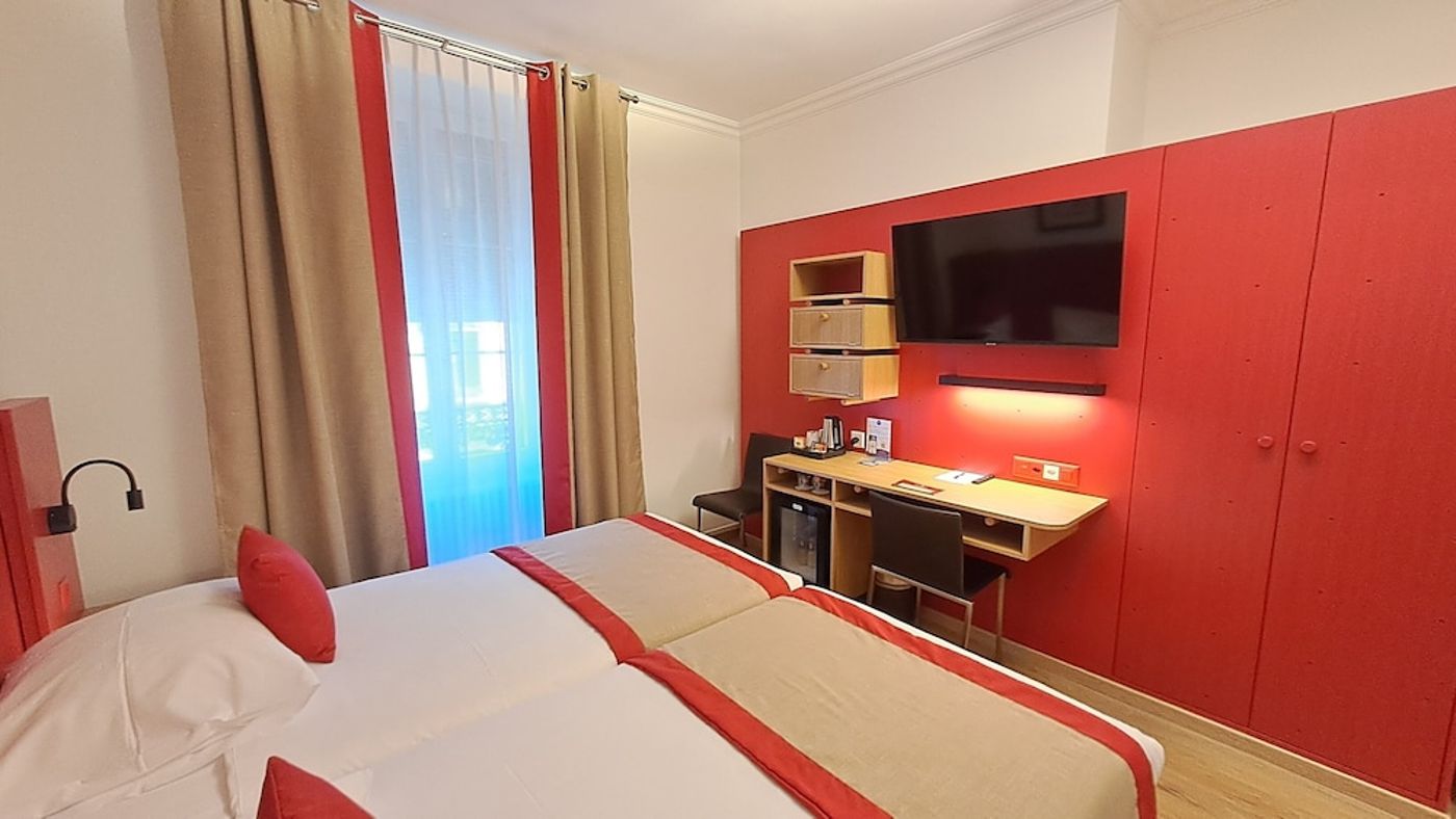 expedia-3166040-6