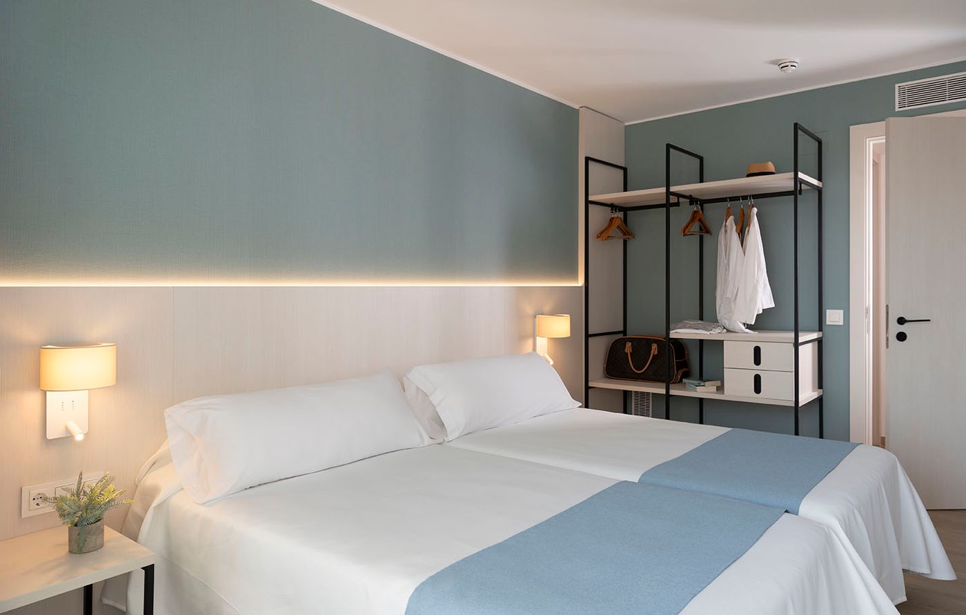 14.07.26 Costa Encantada 2suite
