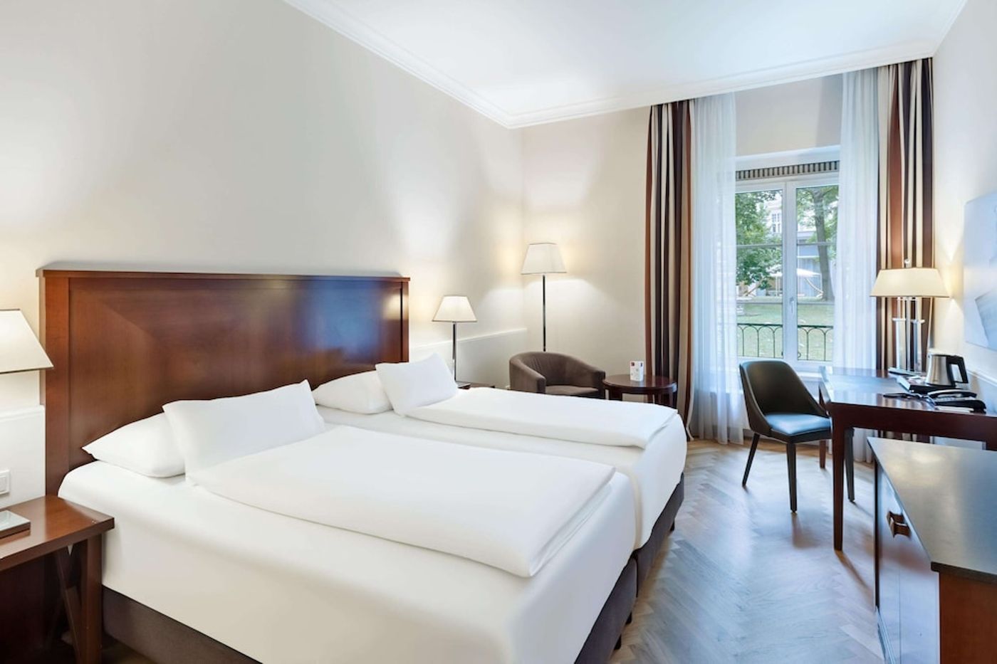 expedia-3156419-90