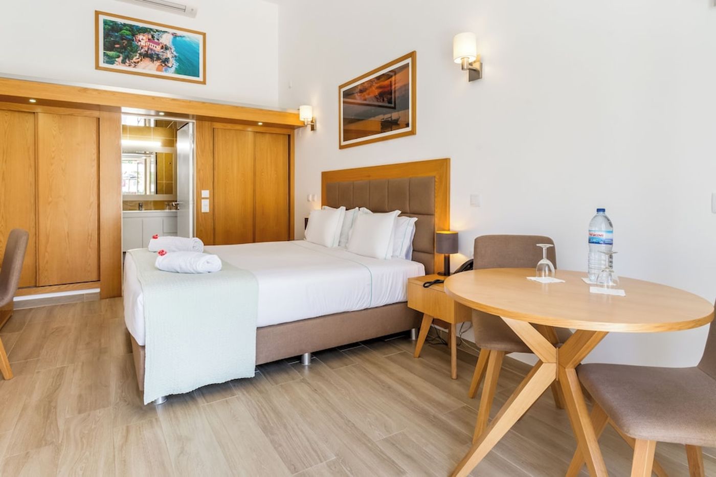 expedia-3157055-8