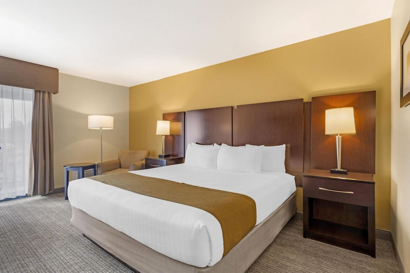 expedia-3161147-15