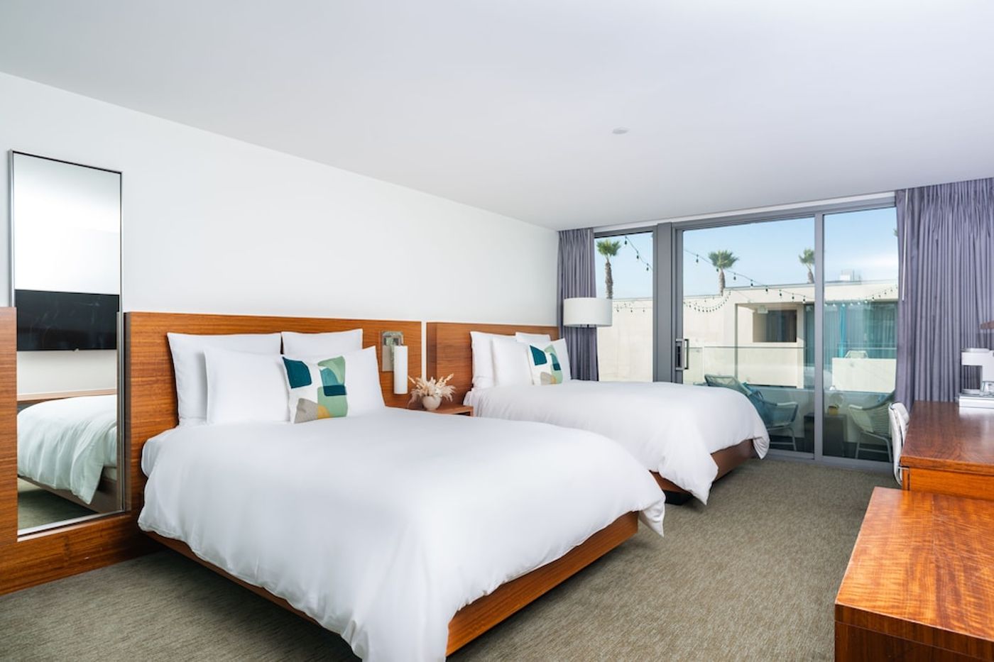 expedia-3163667-25