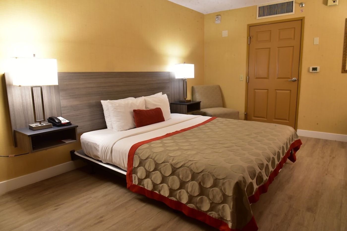 expedia-3166495-25