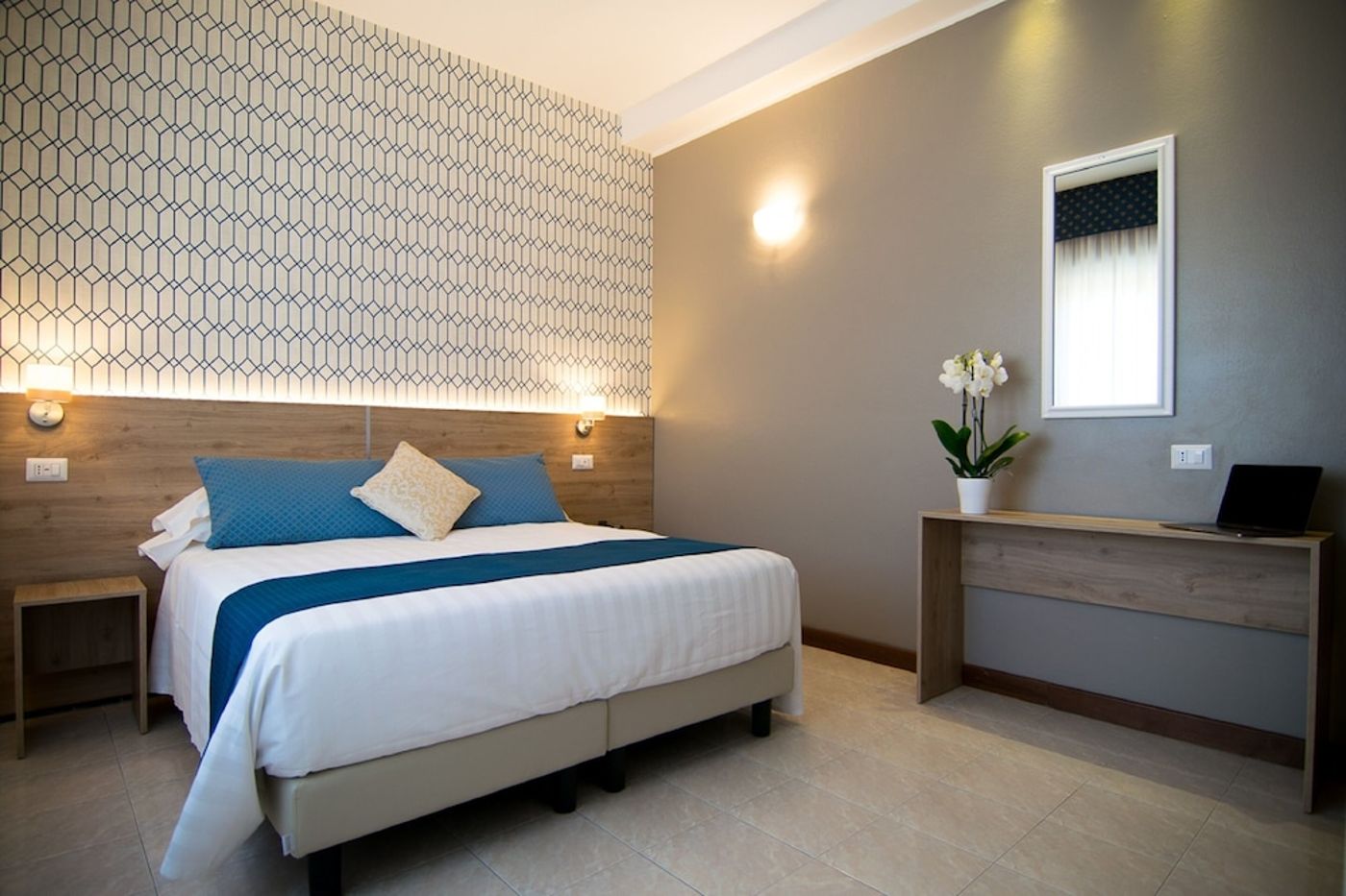 expedia-3163360-21