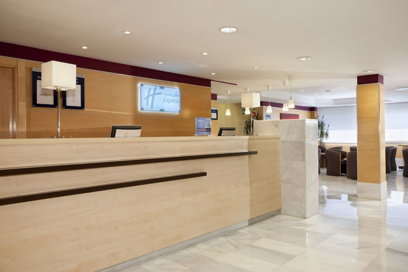 expedia-3166041-2