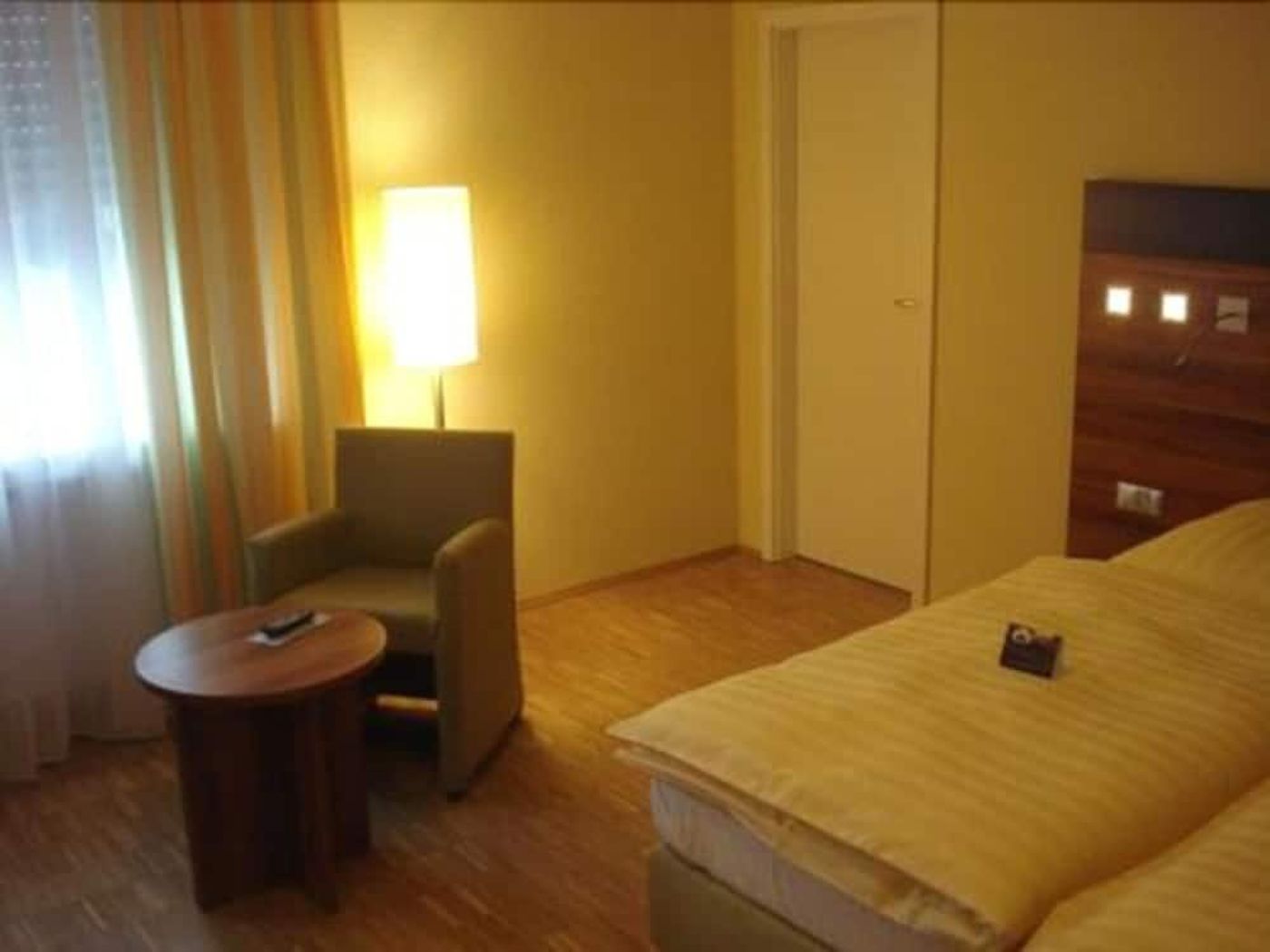 expedia-3165937-6