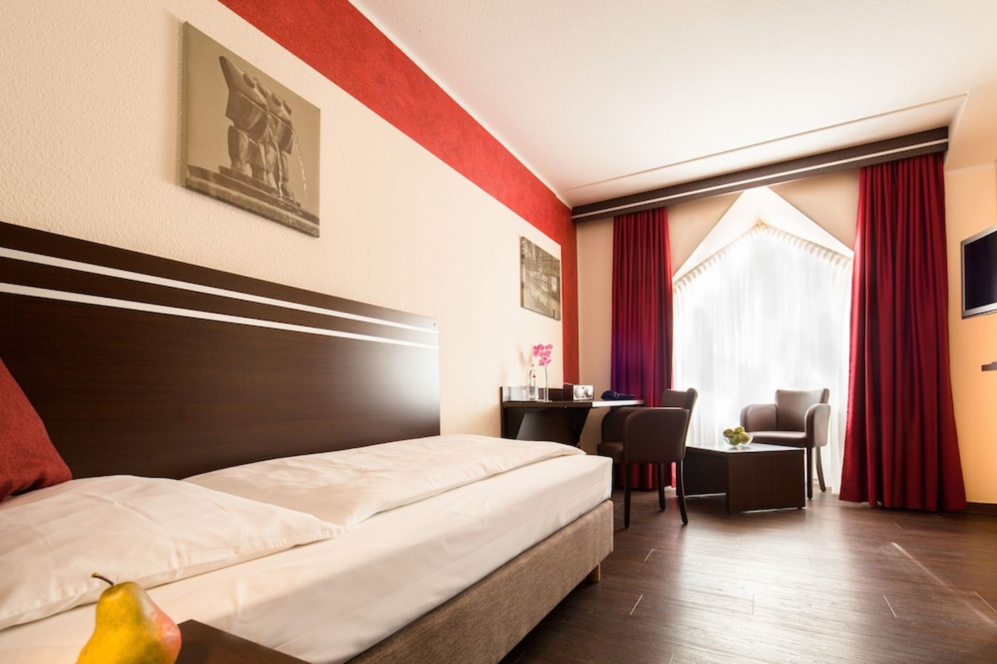 expedia-3165935-4