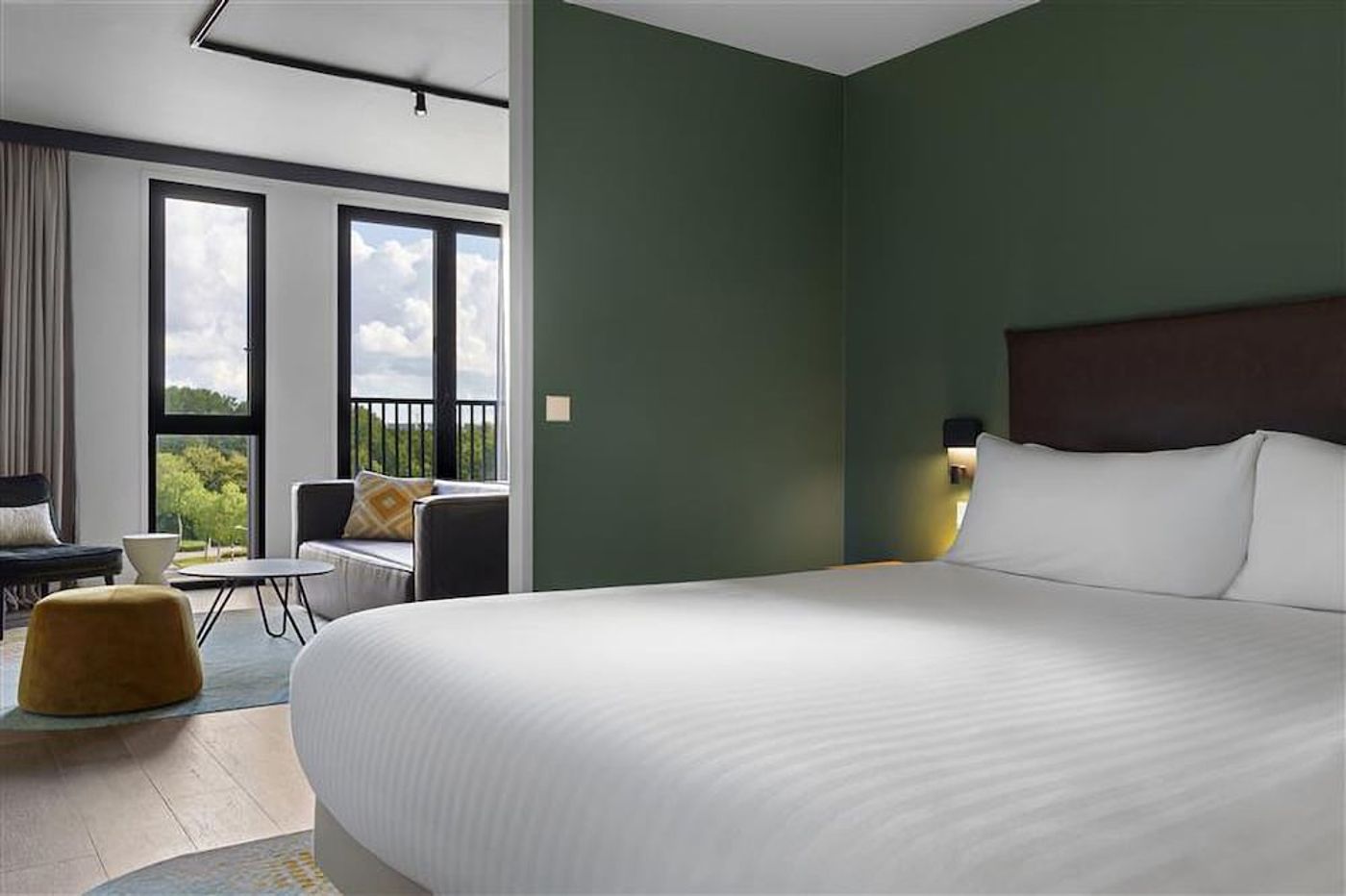expedia-3165793-30