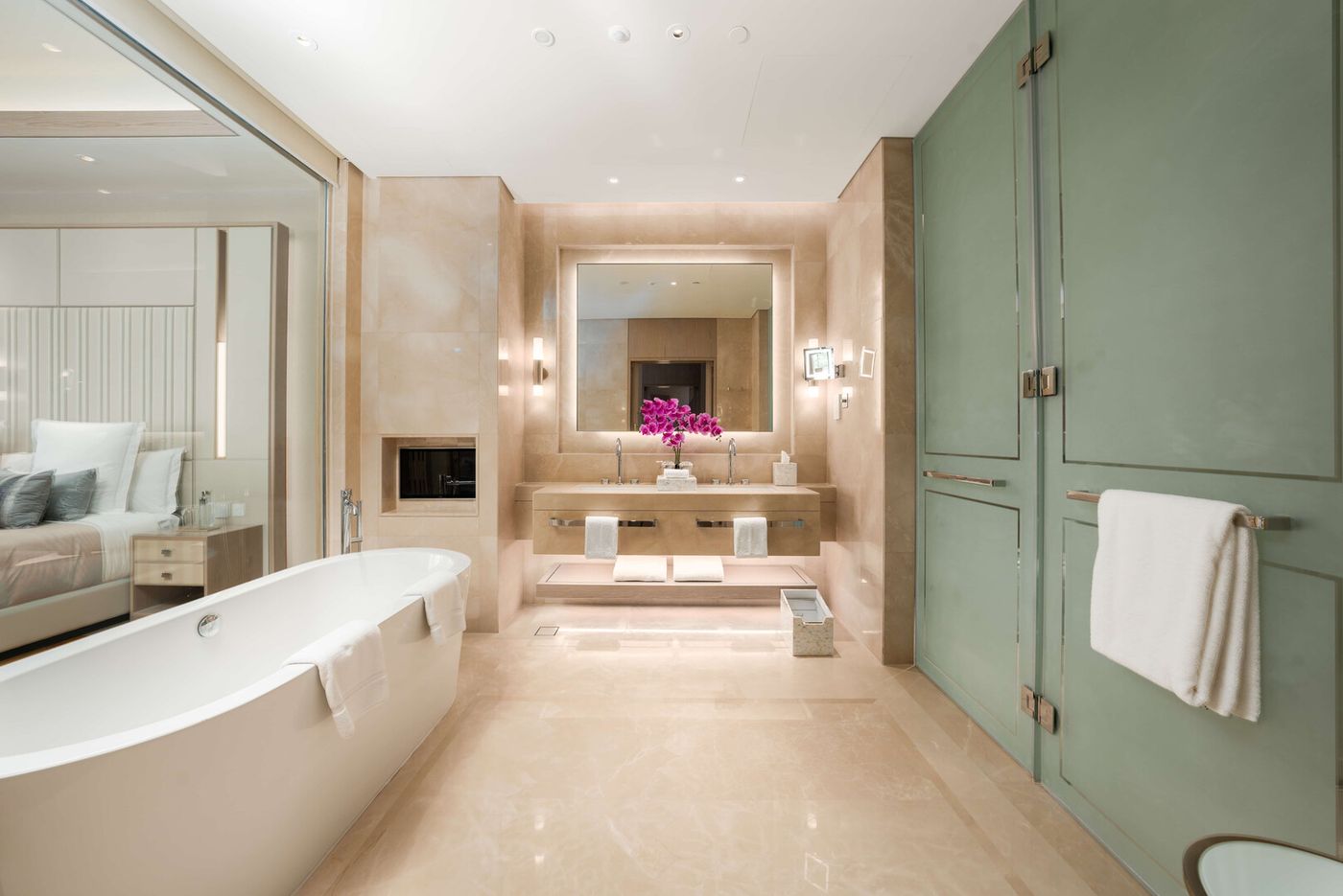 FIVE LUXE JBR