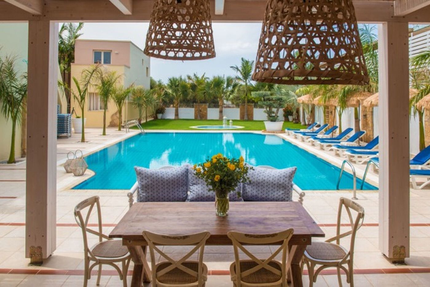 Danaides Apartments