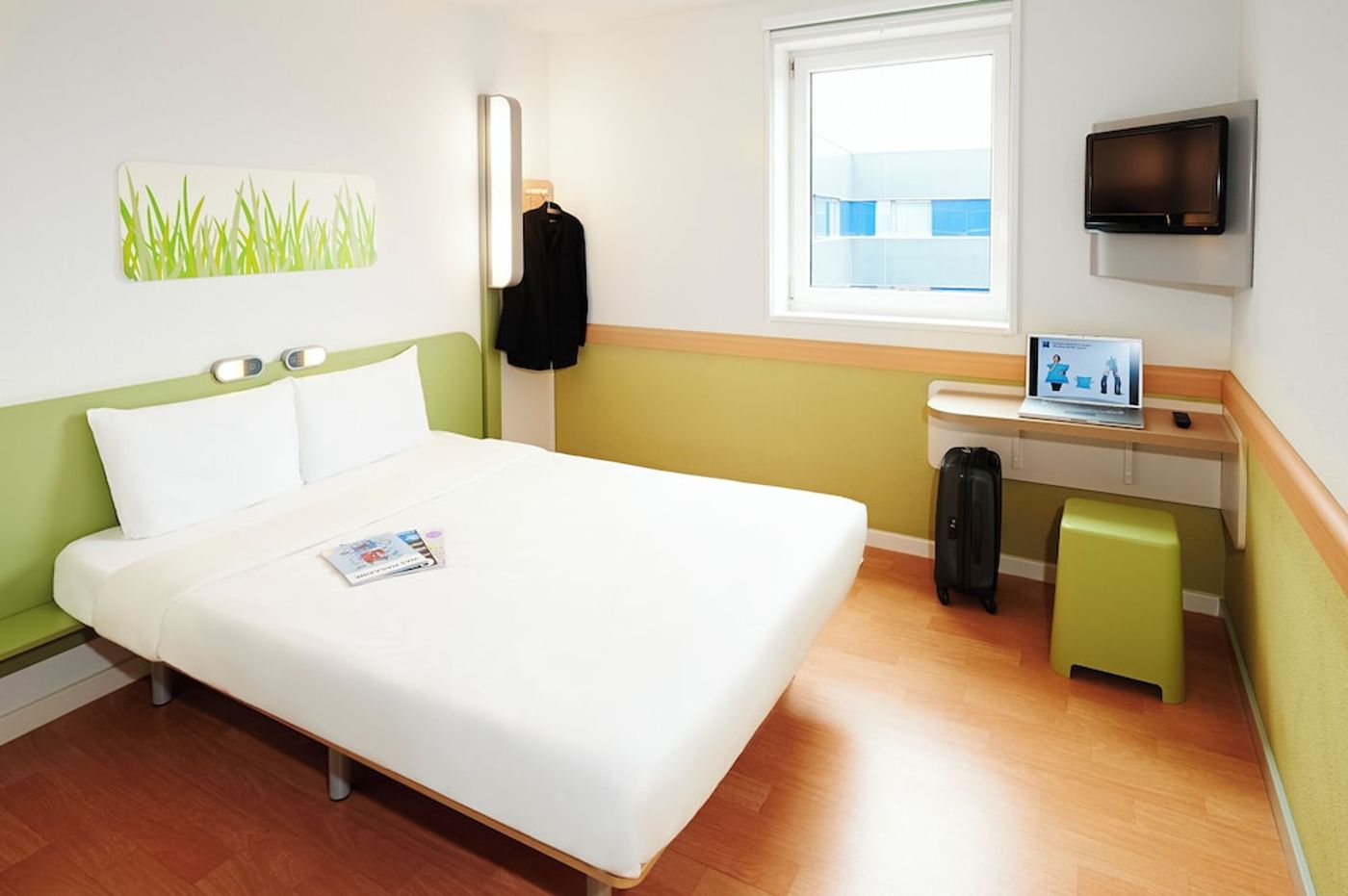 expedia-3161683-16