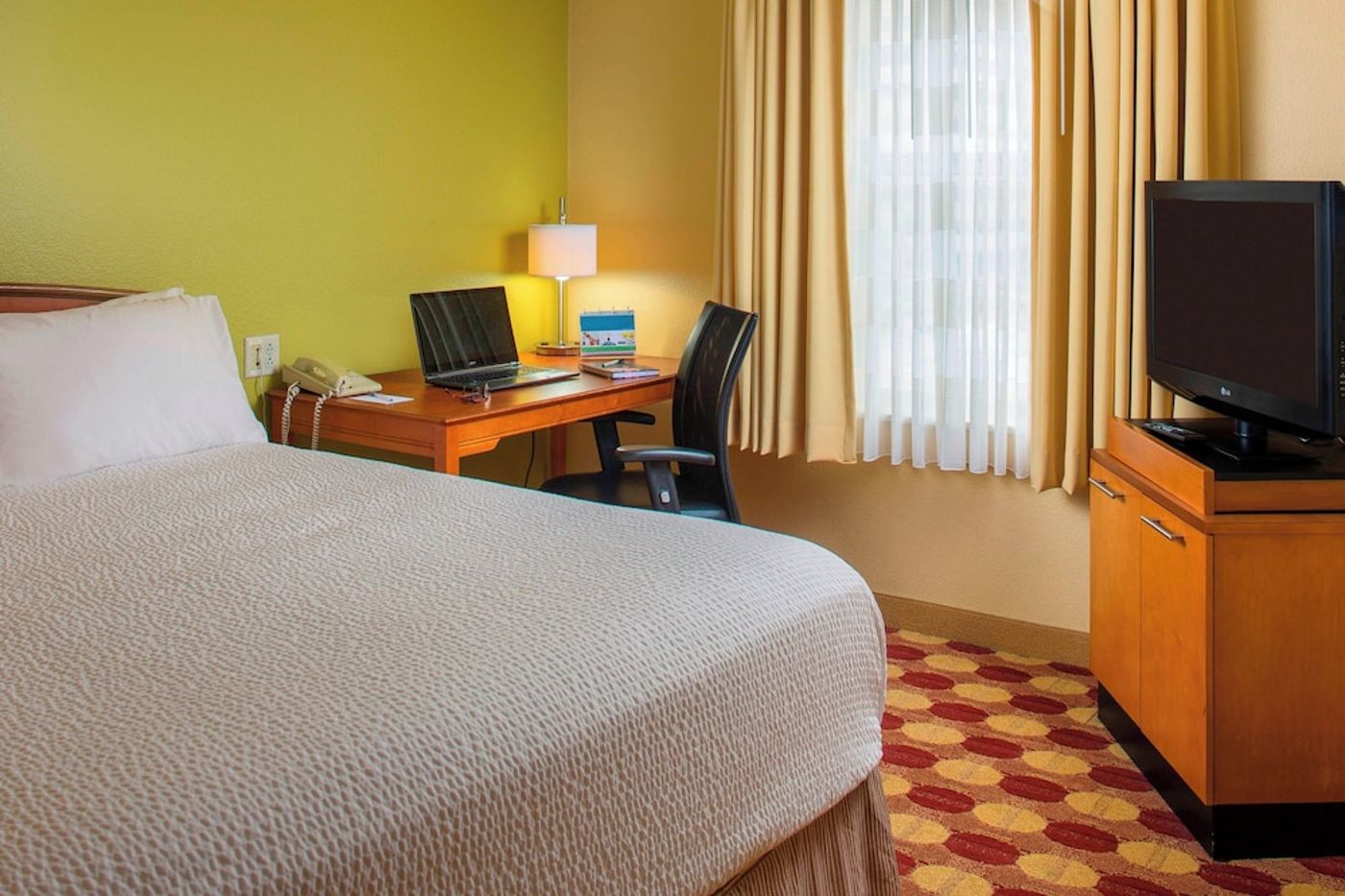 expedia-3165956-11