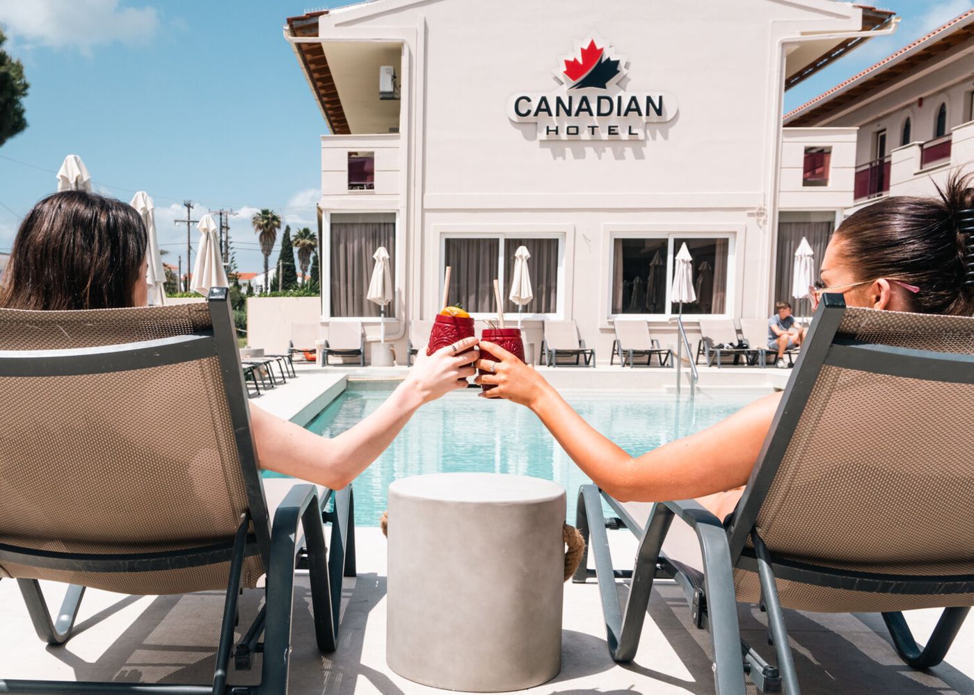 CANADIAN CLASSIC HOTEL