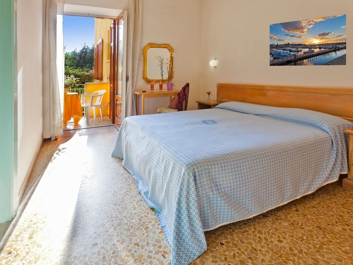 expedia-3166385-10
