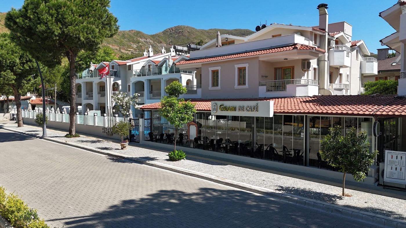 Arya Boutique Hotel