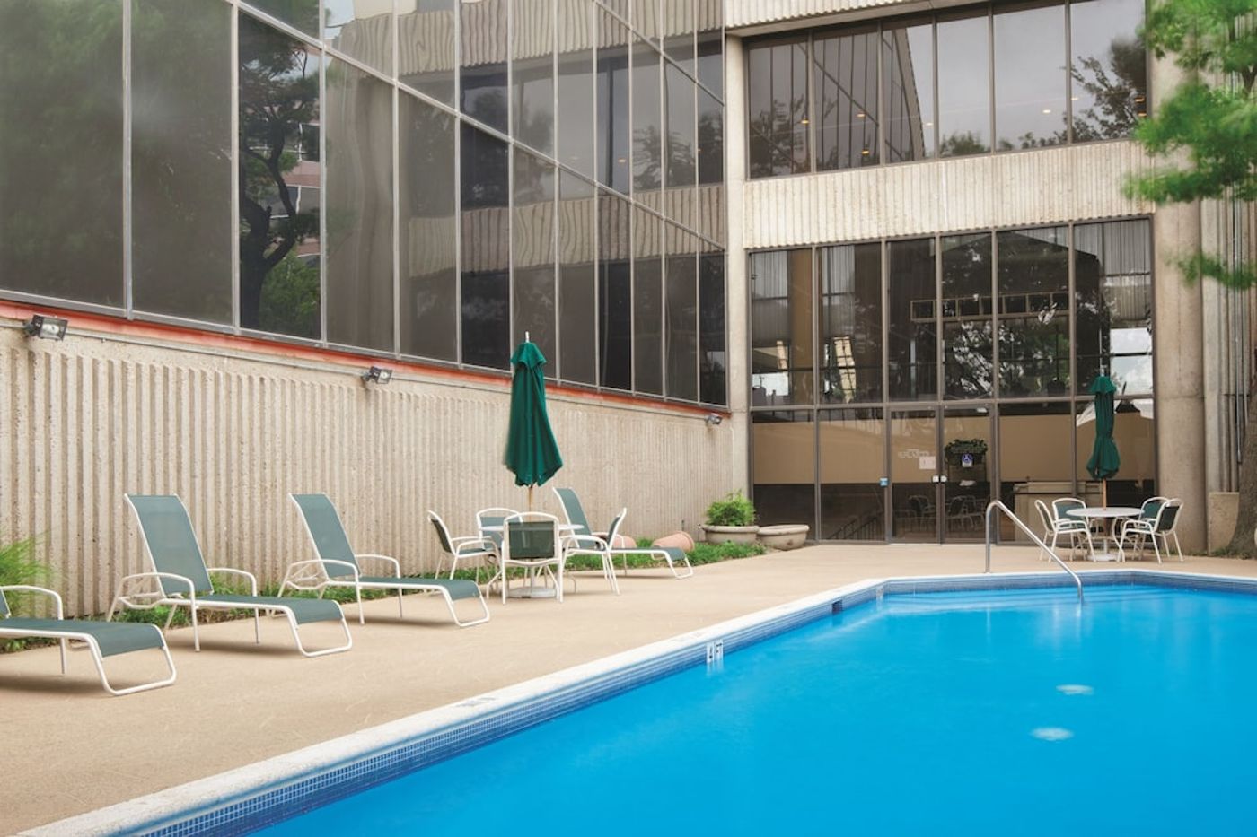 expedia-3156845-27