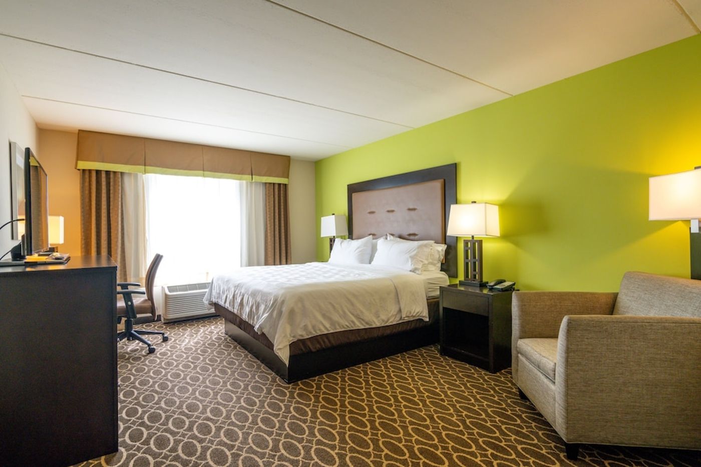 expedia-3160981-24