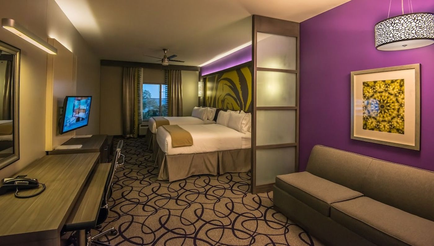 expedia-3160490-13
