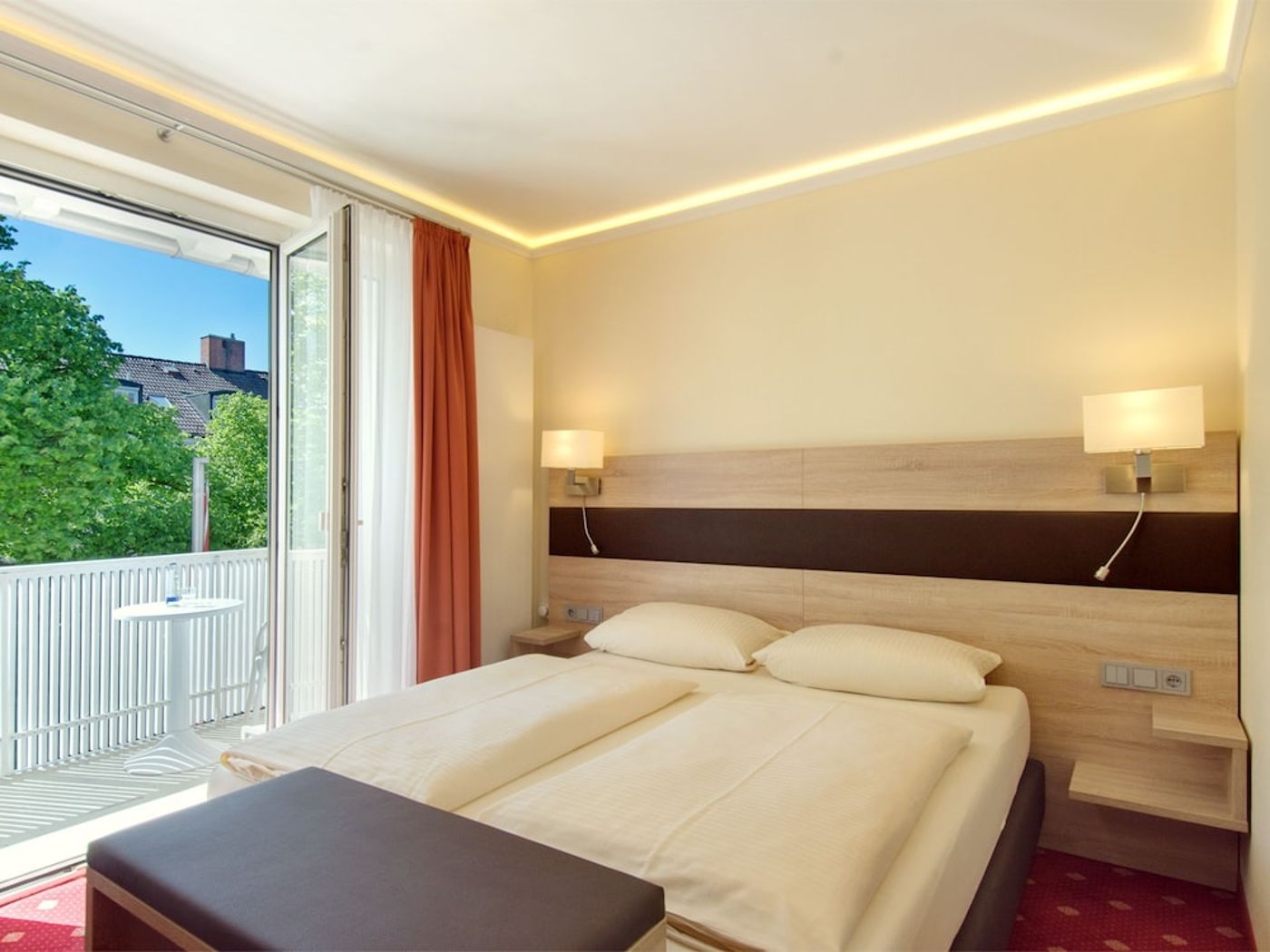 expedia-3163236-2