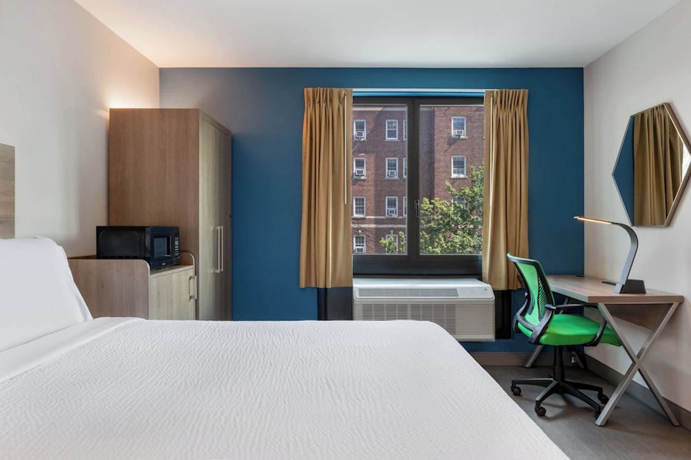 expedia-3162440-28