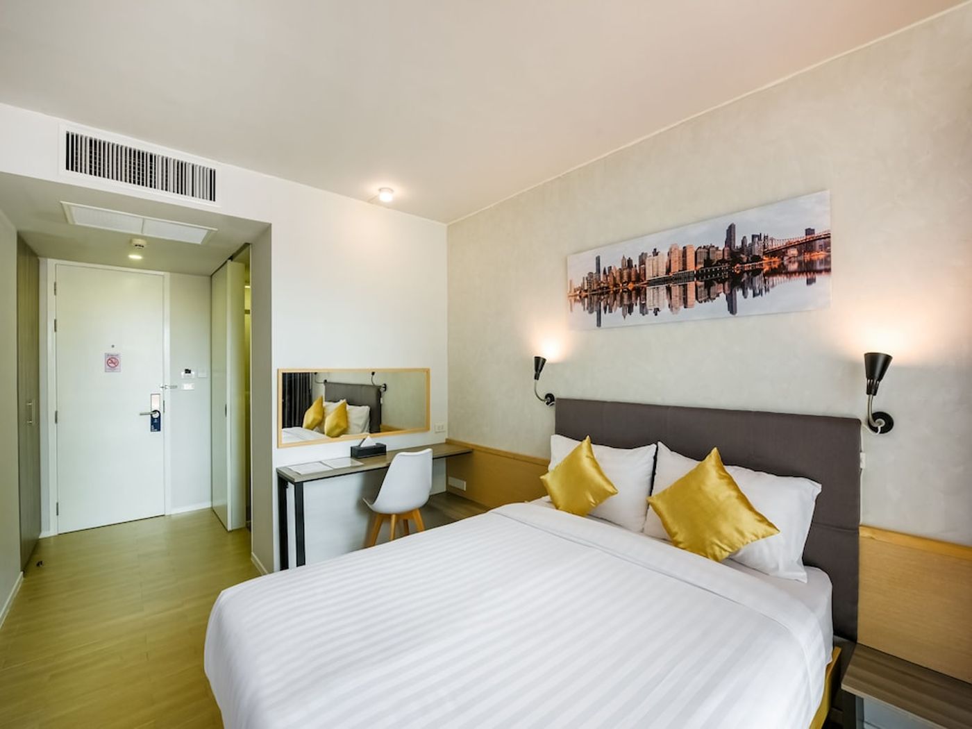 expedia-3164895-13