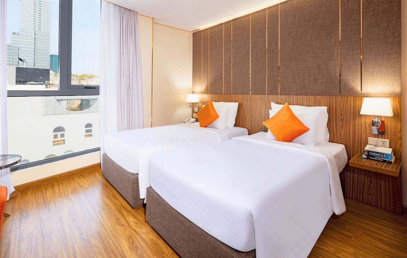 expedia-3163136-25