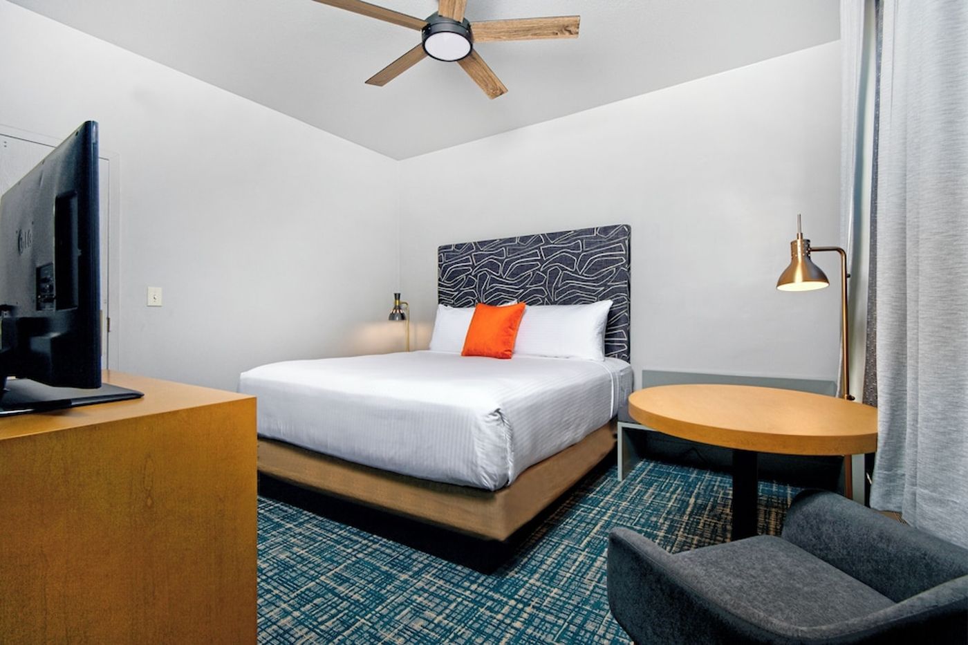 expedia-3161576-6