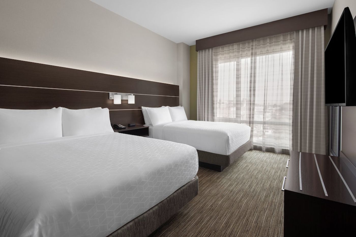 Holiday Inn Express & Suites Woodside LaGuardia Airport by IHG - D12831F5A7738FCB9498D9D9C38F27363395A881