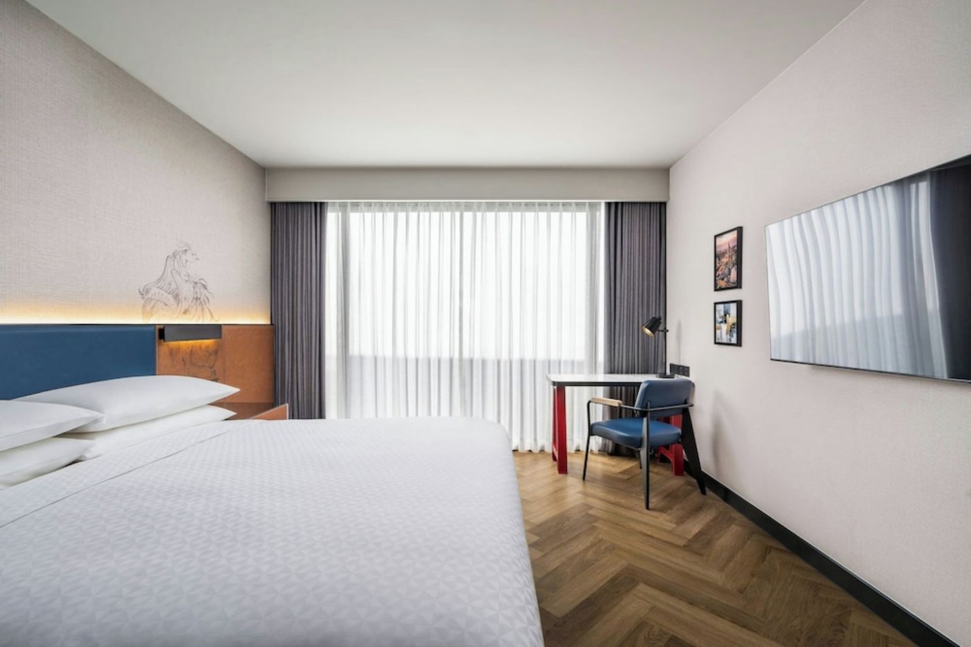 expedia-3162859-4
