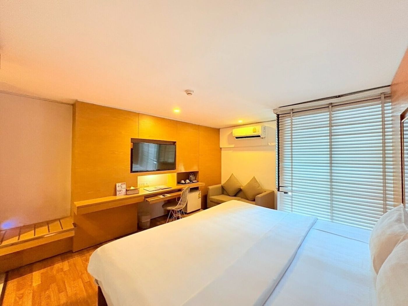expedia-3165172-16