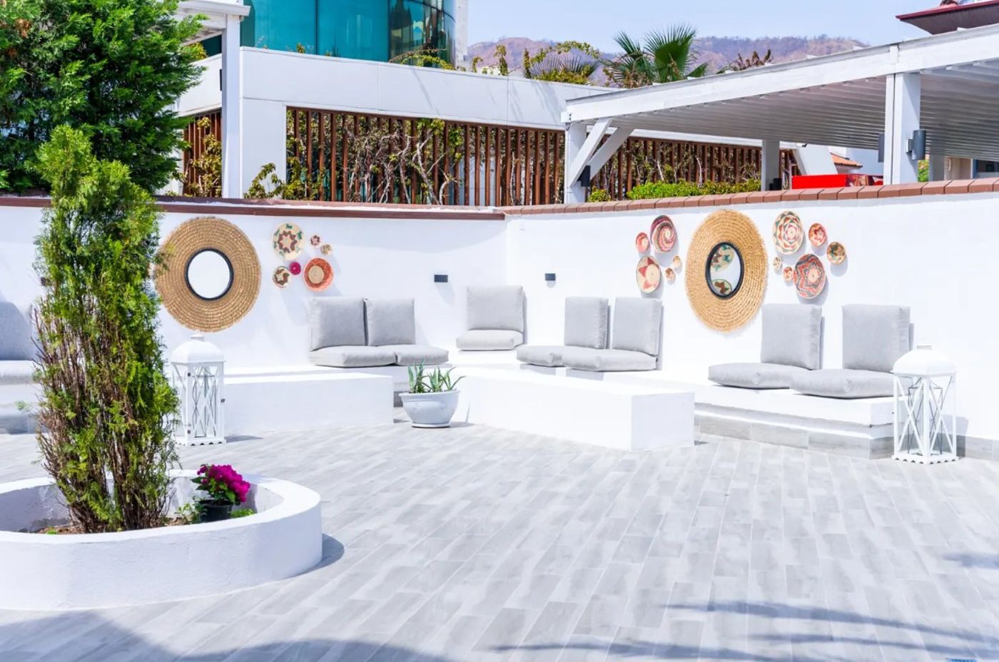 01.04.26 Casa Blanca Hotel 