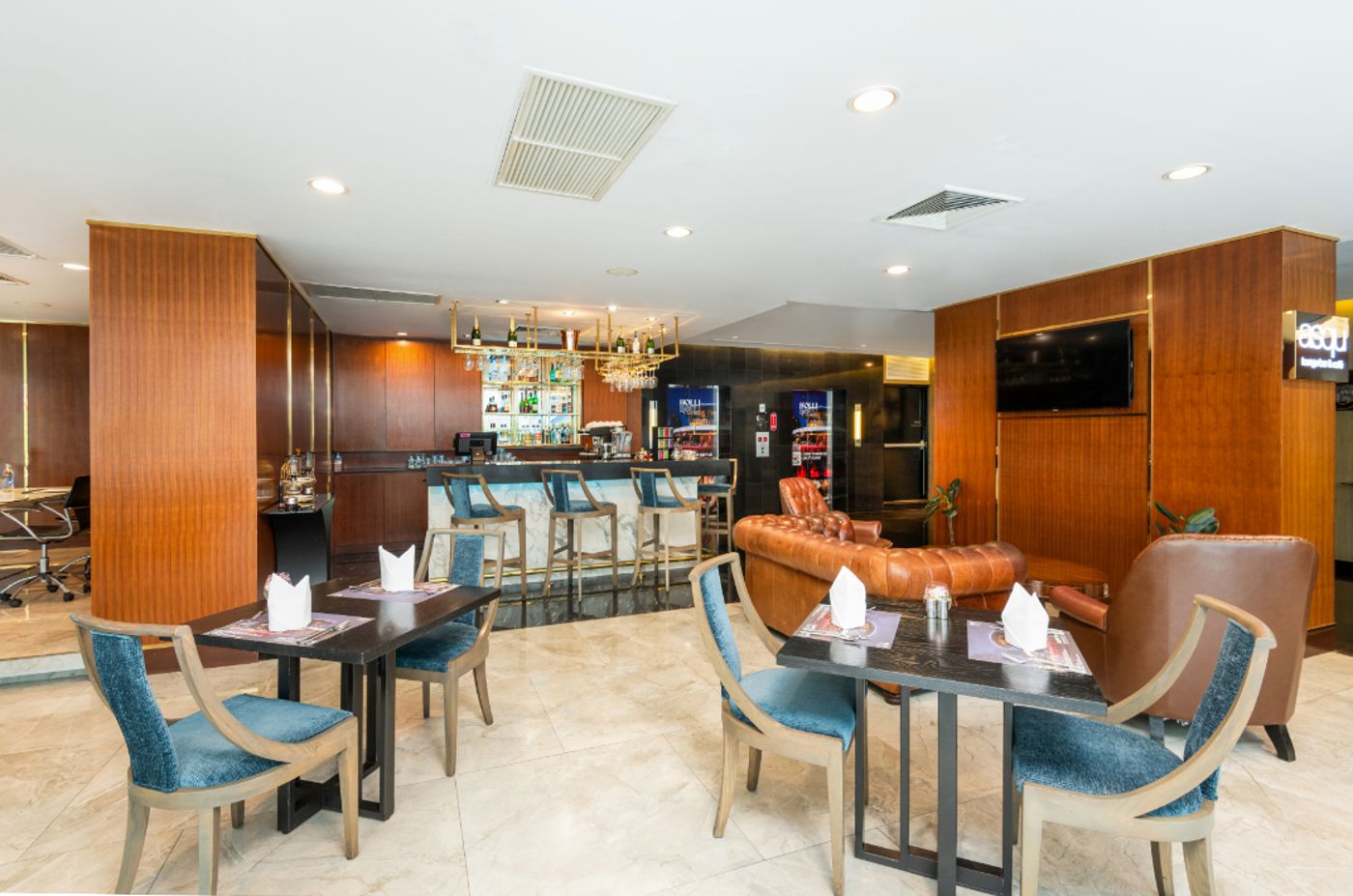 Radisson Suite Bangkok Sukhumvit 09.09