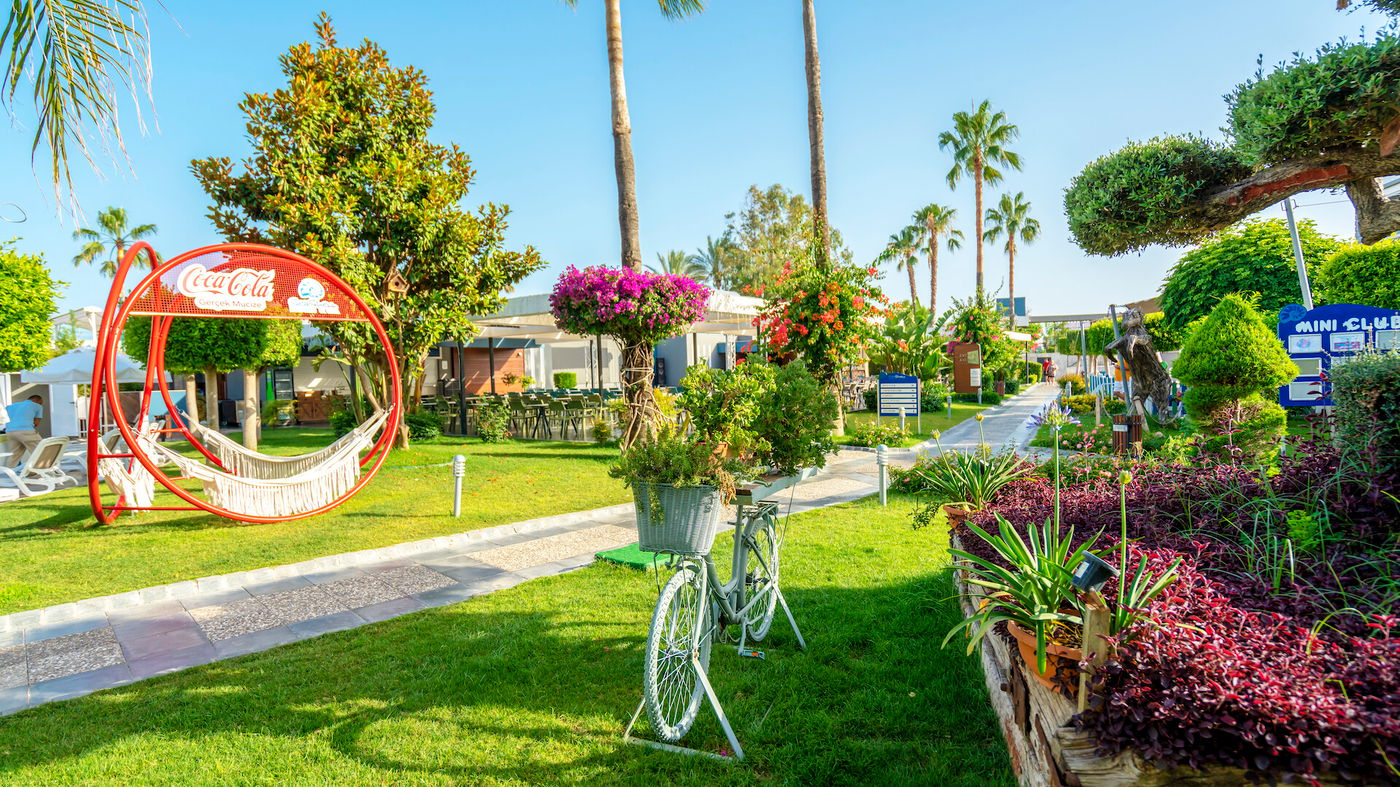 Seashell Resort & Spa