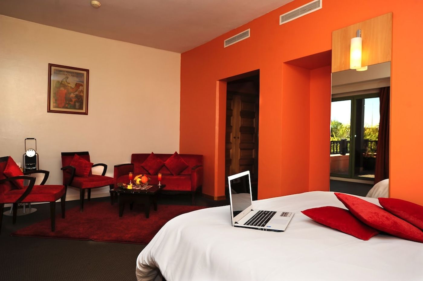 expedia-3166223-24