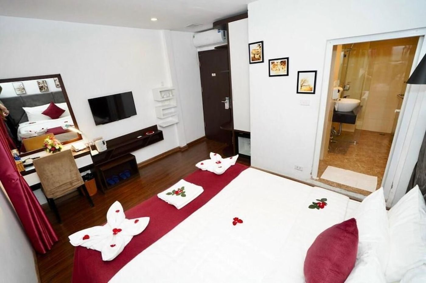 expedia-3161760-12