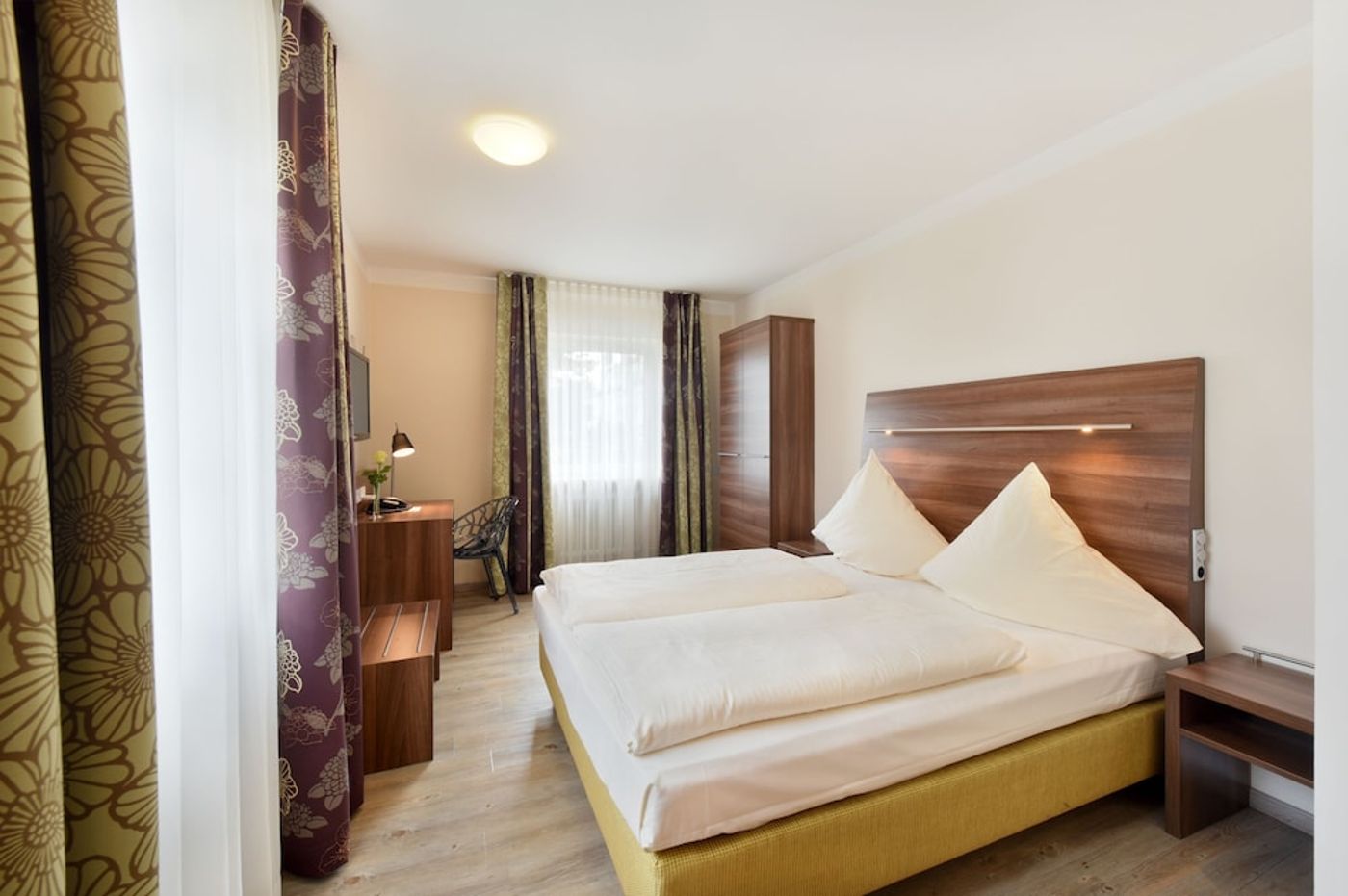 expedia-3164049-16