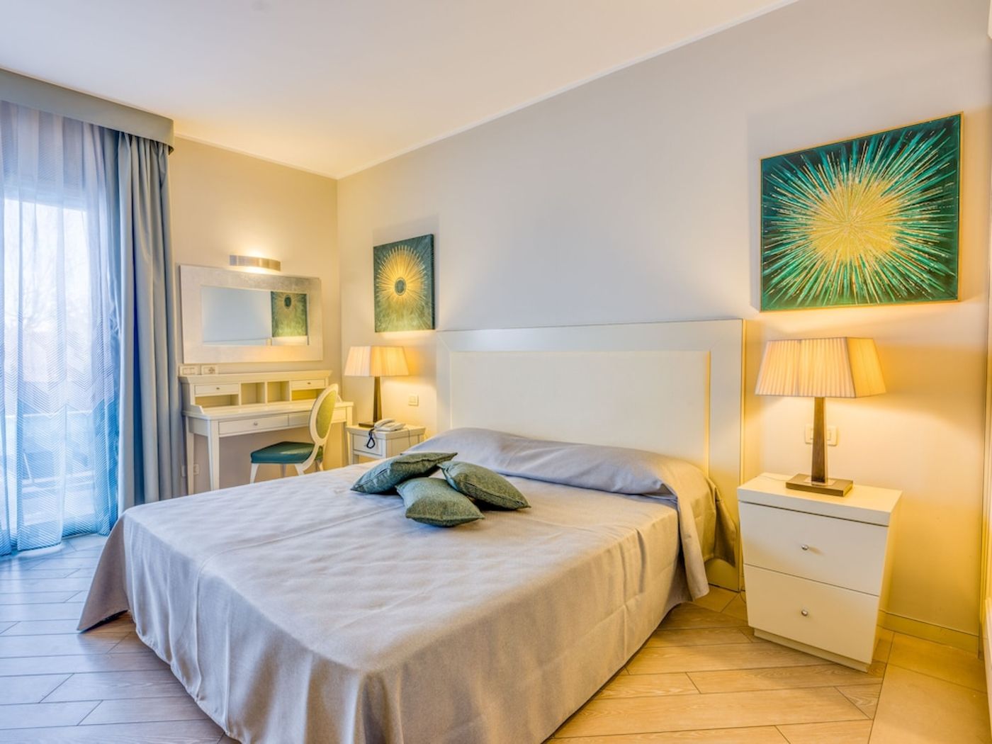expedia-3166846-28