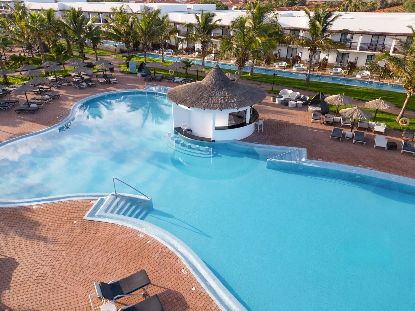 19.02.26 Melia Laguna Beach