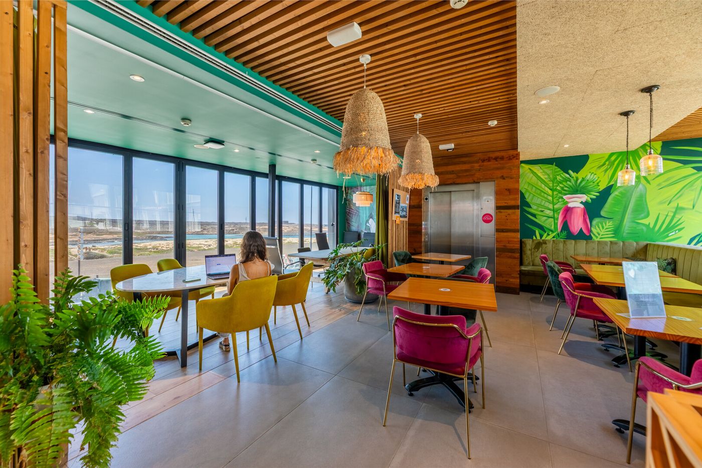 04.02.26 Bristol Sunset Beach