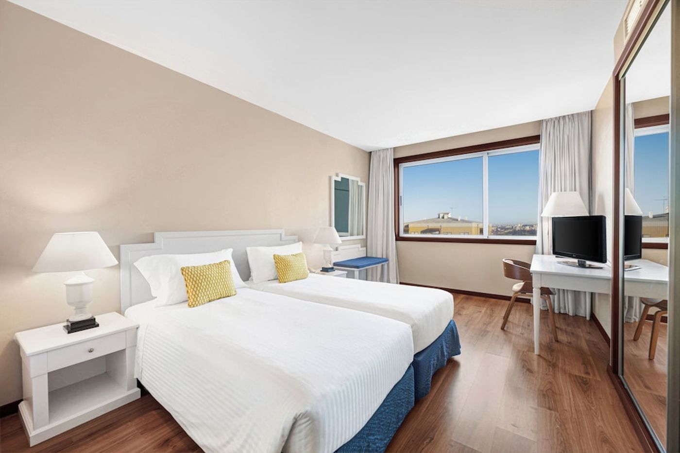 expedia-3156937-10