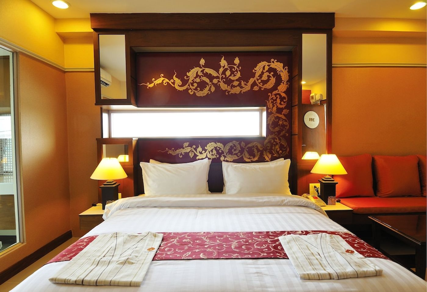 expedia-3162885-8