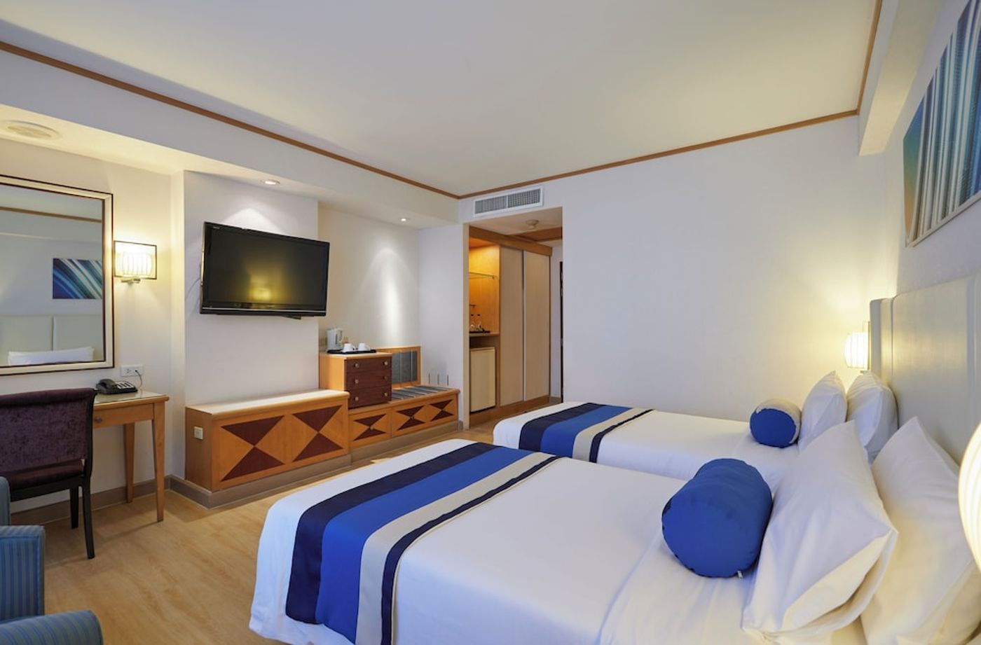 expedia-3162865-28